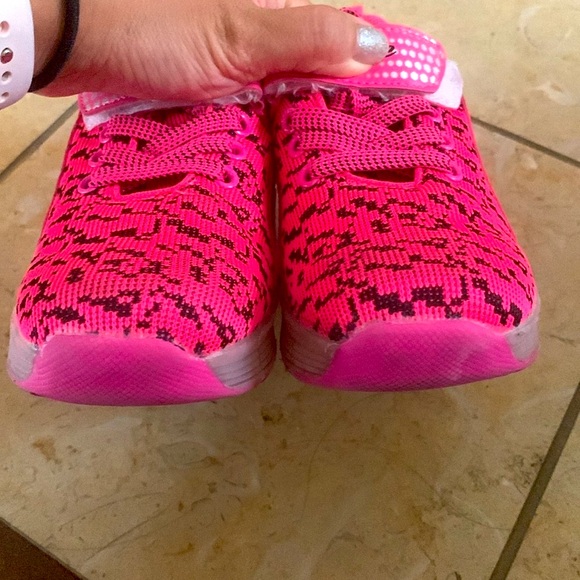 Aimoge Heelys-type of light up Roller Shoes EUC - Picture 7 of 10